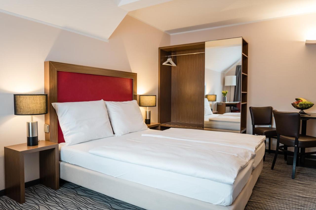 Point Hotel Apartments And Rooms Dresda Esterno foto