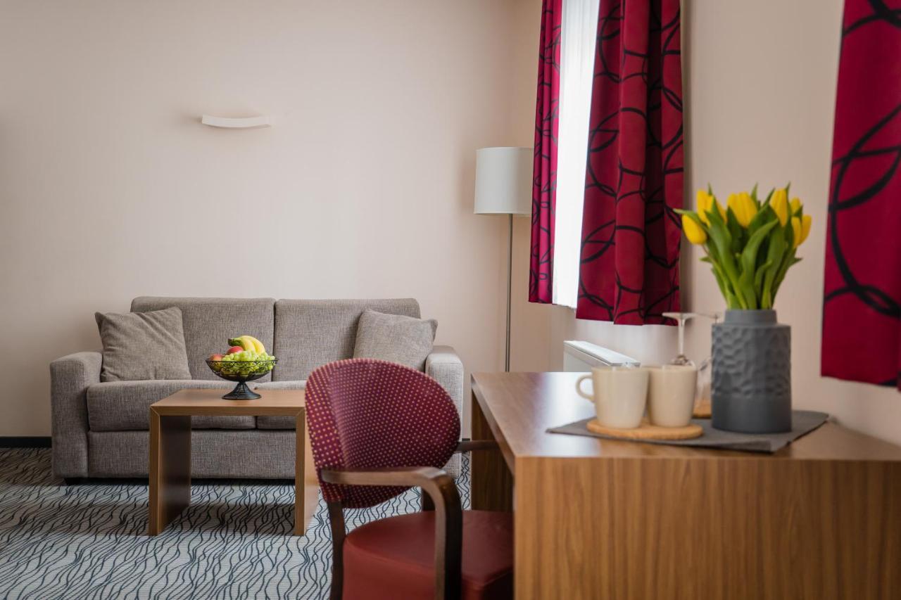 Point Hotel Apartments And Rooms Dresda Esterno foto