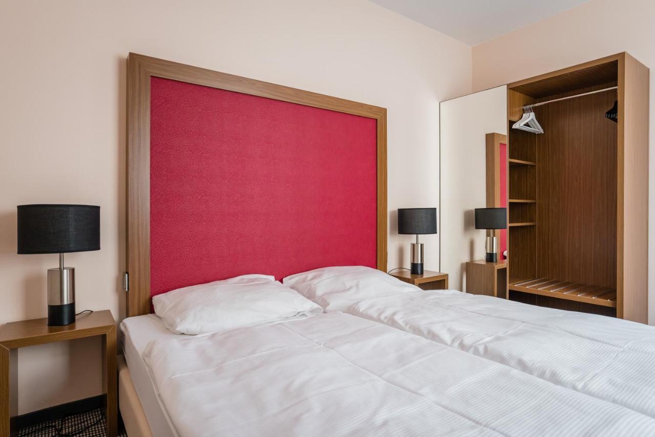 Point Hotel Apartments And Rooms Dresda Esterno foto