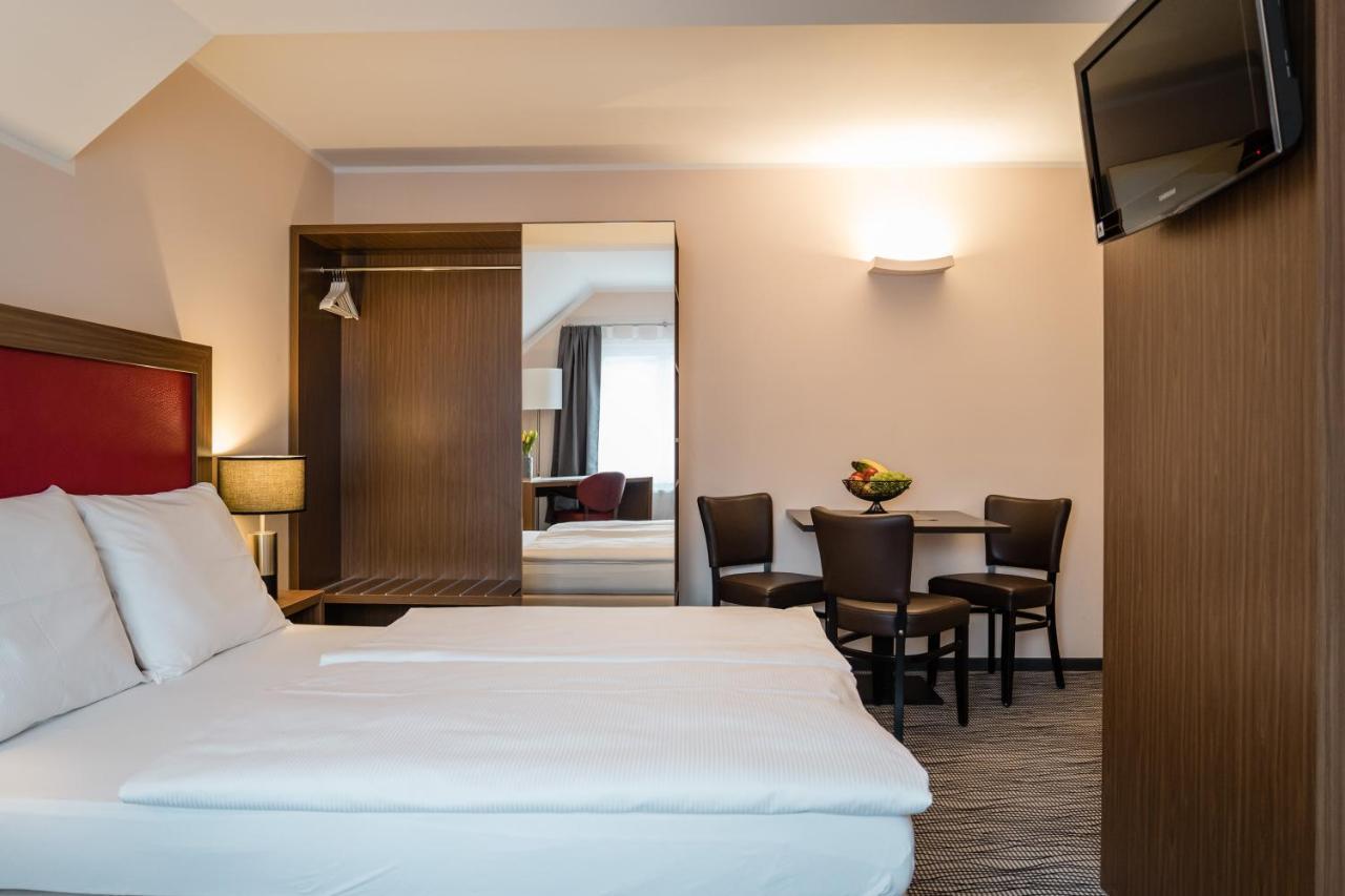 Point Hotel Apartments And Rooms Dresda Esterno foto